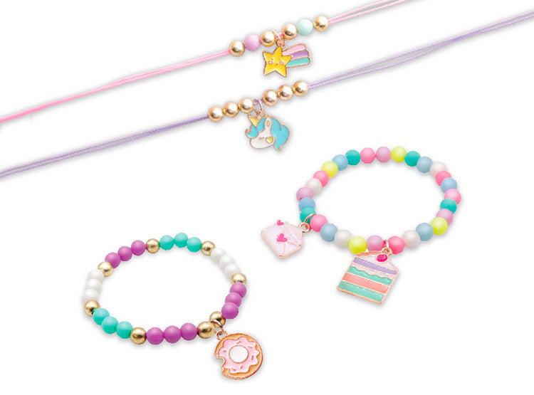 Set de pulseras y collares color pastel