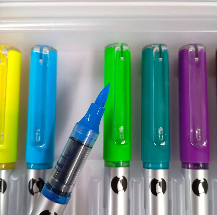 Estuche 12 Marcadores Brush Acrilicos Premium